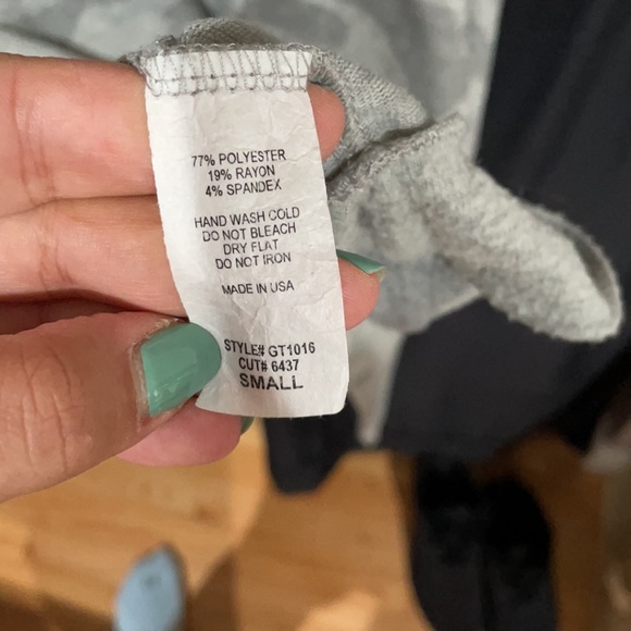 Grey camo Crew neck sweater with winged sleeves - Picture 4 of 4